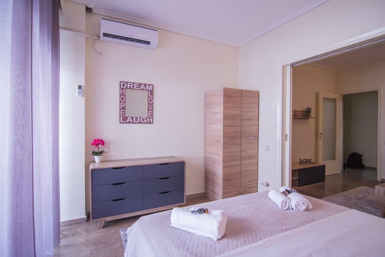 Deluxe Mitropoleos Apartment Thessaloníki Exteriör bild